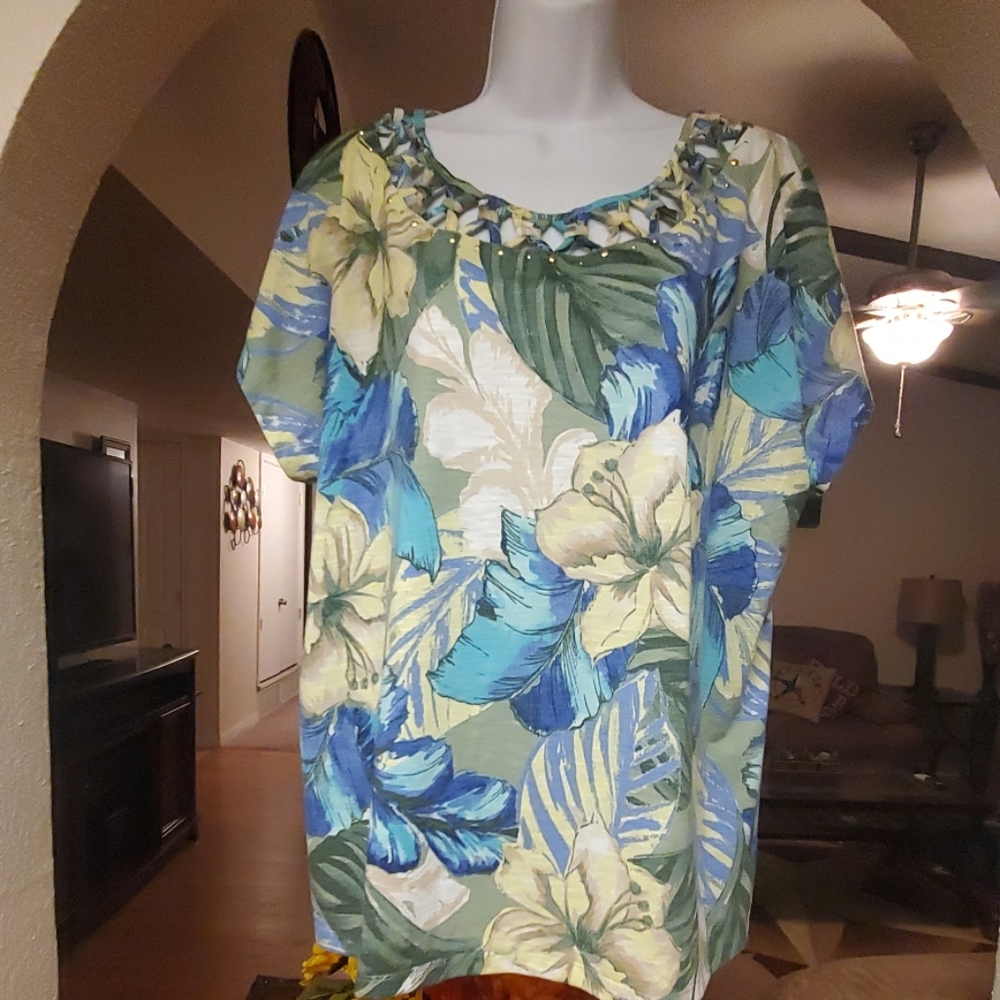Alfred Dunner woman 1X top